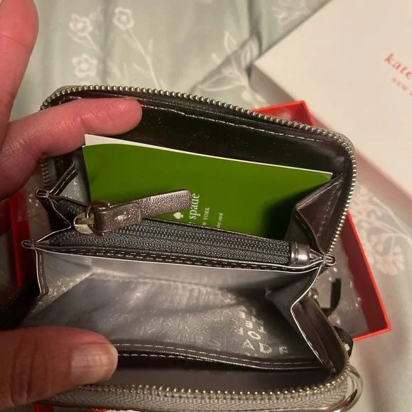 Kate spade rare beautiful Dani Brighton Lane silver multi gem glass wallet. - Picture 11 of 16